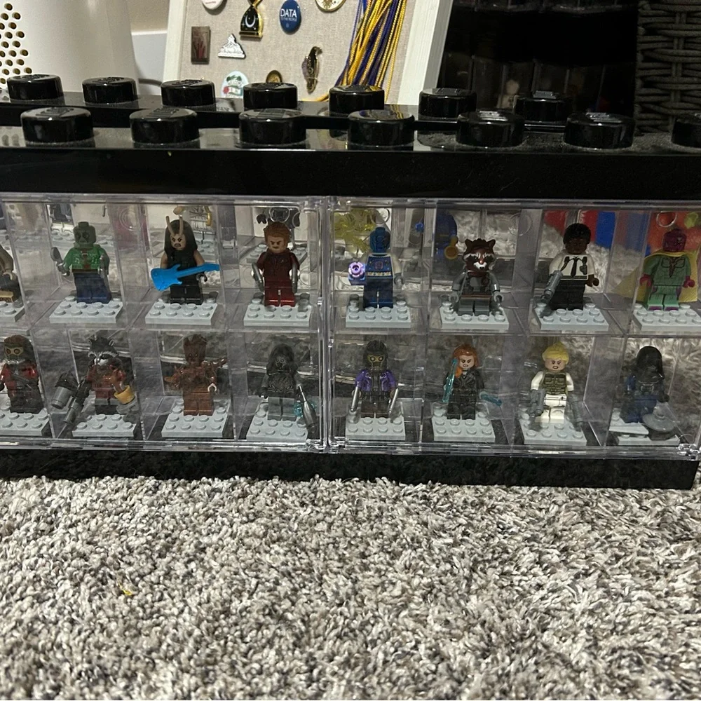 Custom listing for a101licia68 Lego Black and Clear Minifigure Display Case x7 - Picture 9 of 12